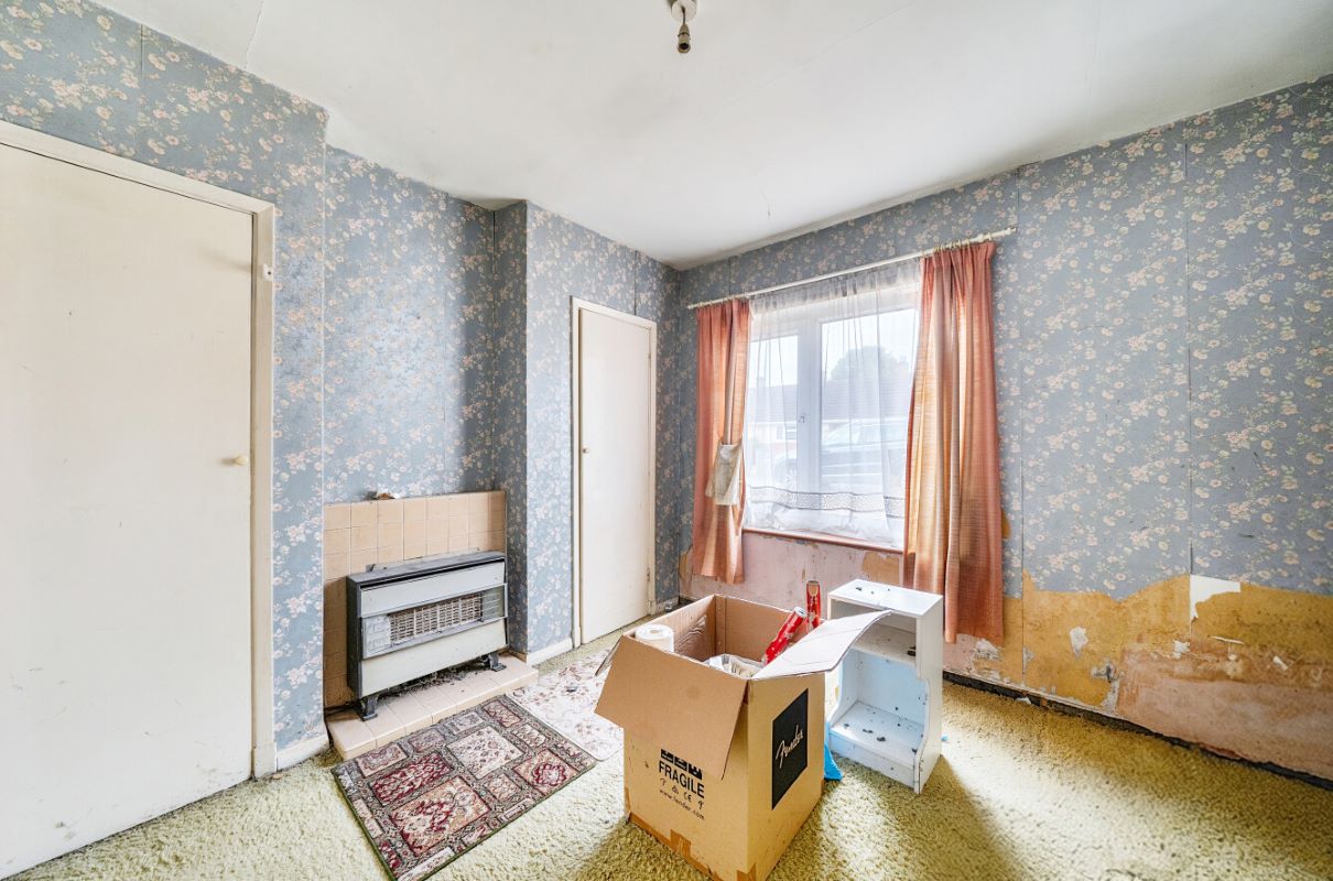 Image 15 of 25