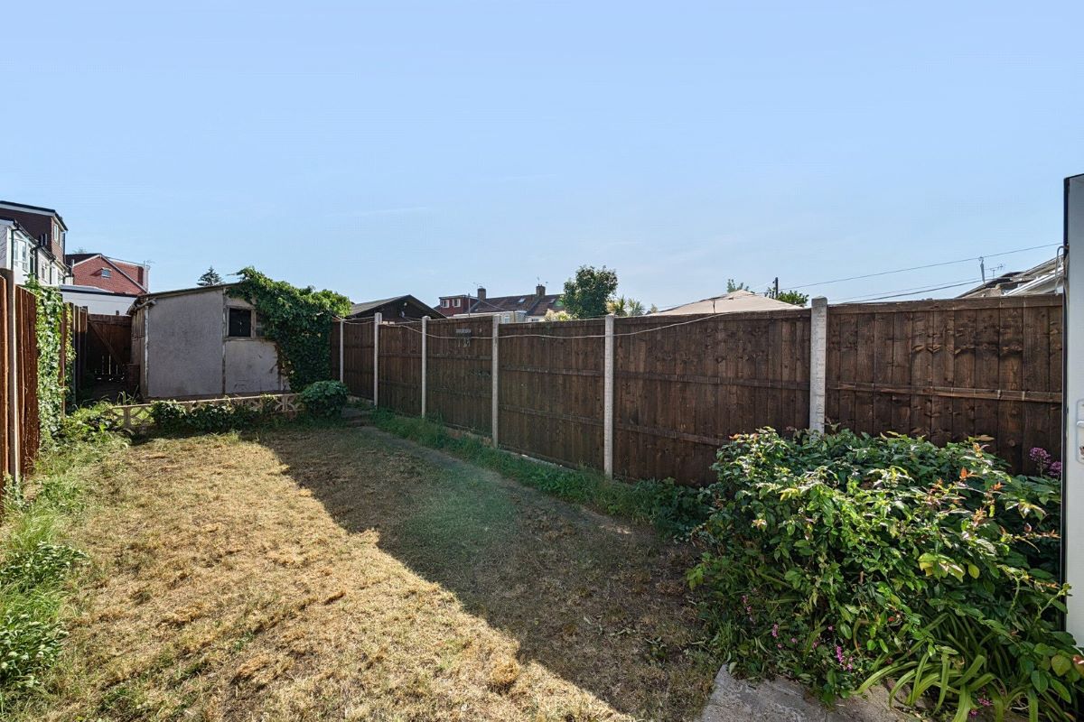 Image 14 of 16