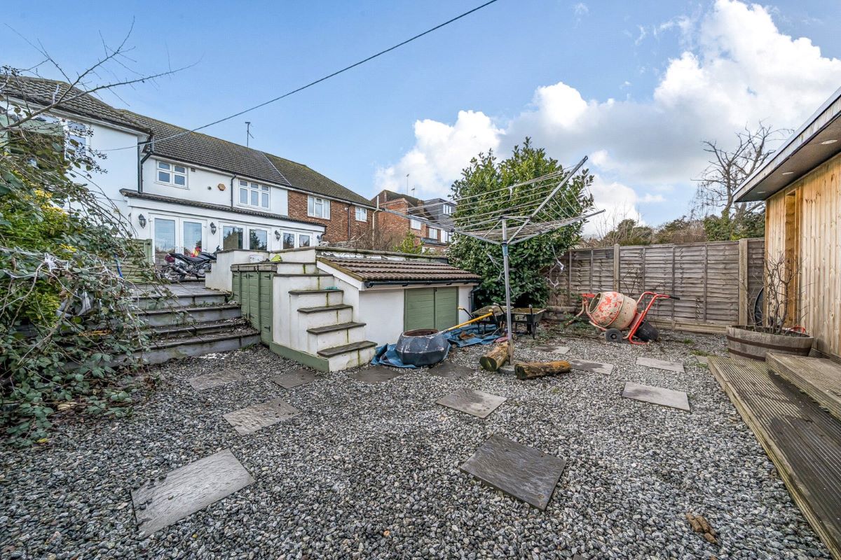 Image 15 of 19