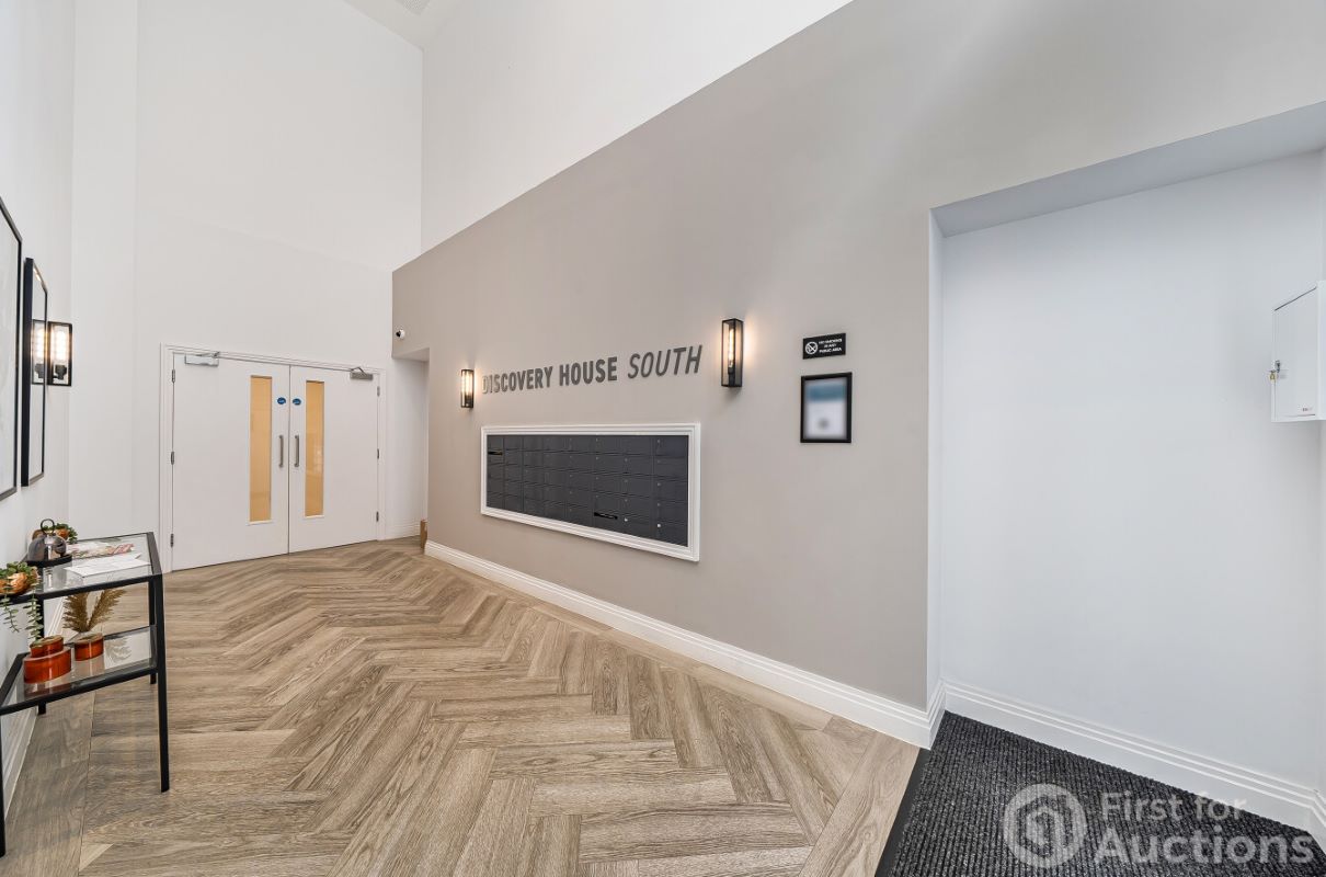 Image 11 of 16