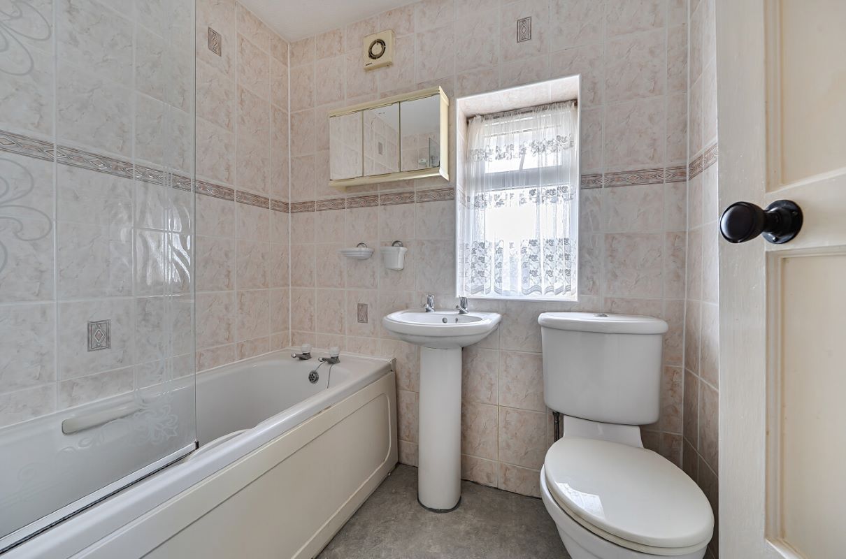 Image 10 of 20