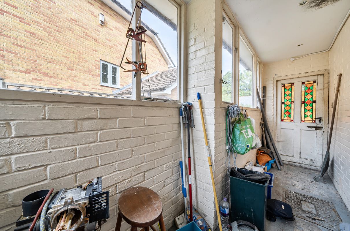 Image 10 of 25