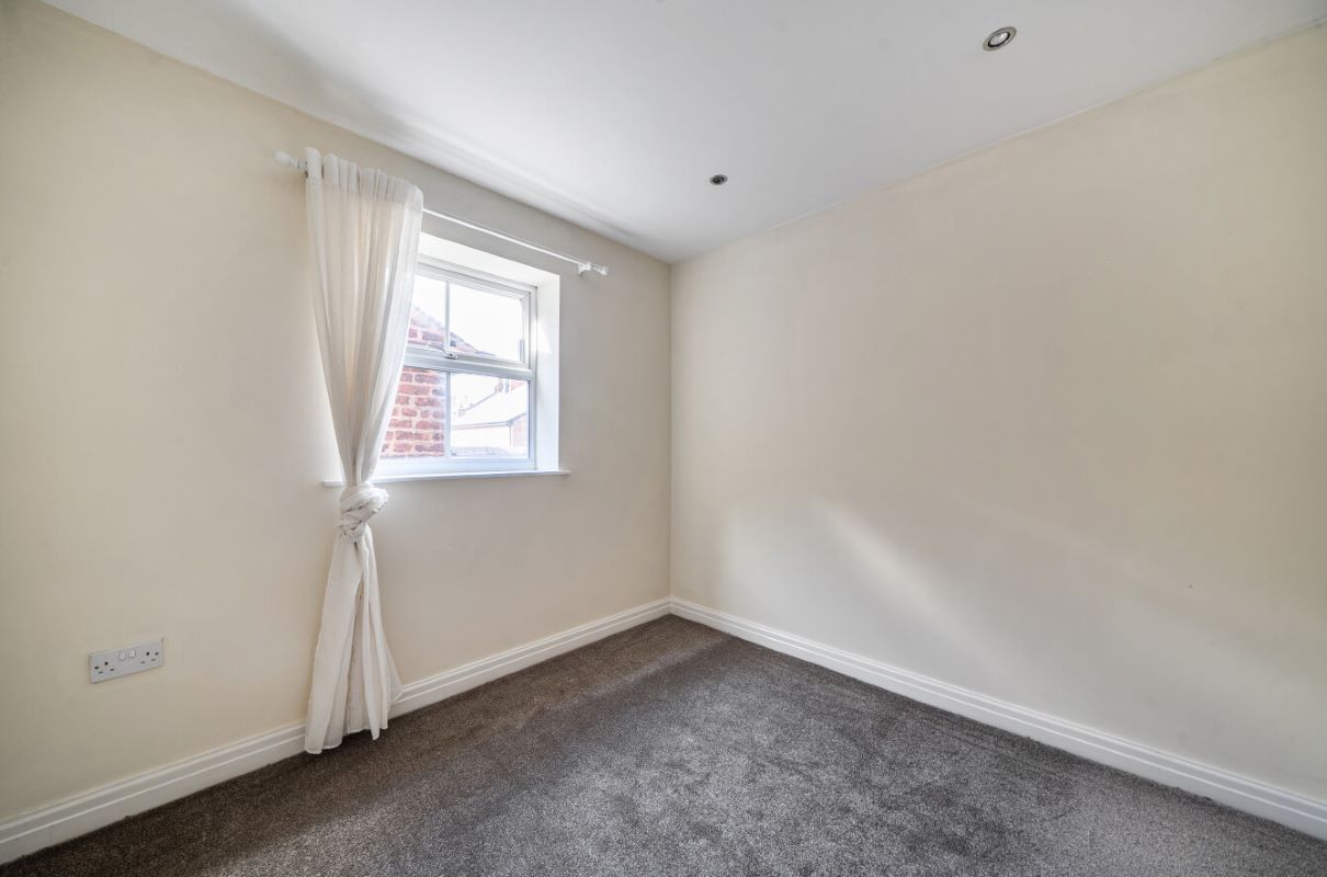 Image 12 of 20