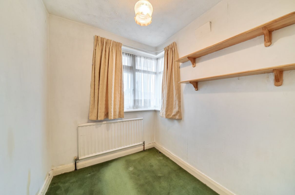 Image 10 of 16