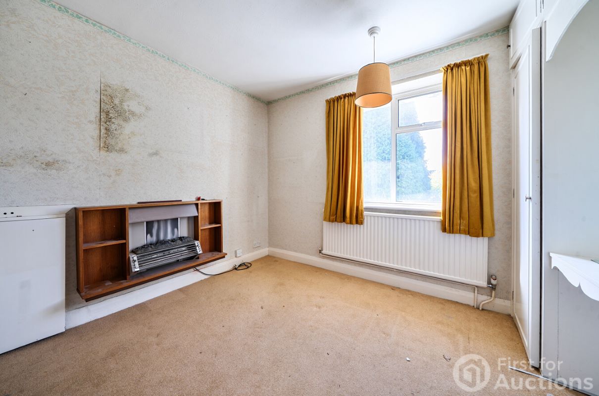 Image 10 of 19