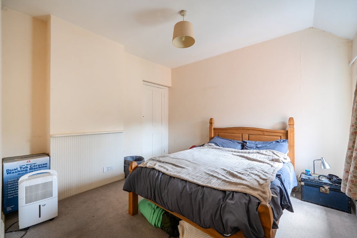 Image 18 of 25