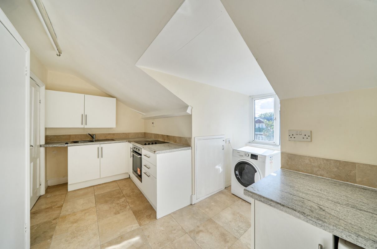 Image 11 of 18