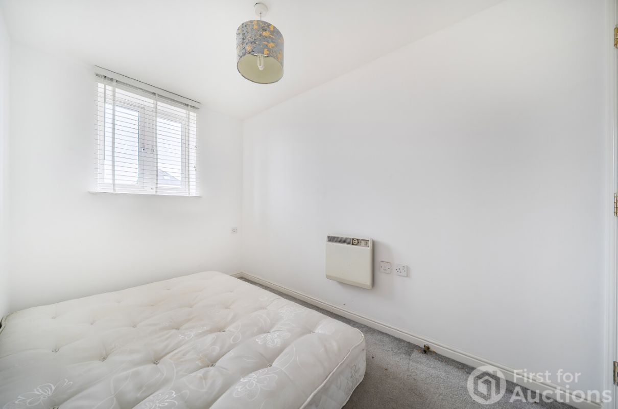 Image 10 of 14