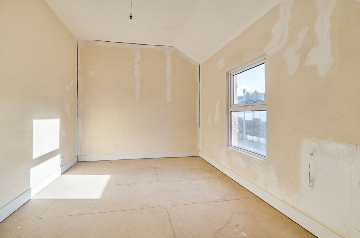 Image 10 of 19
