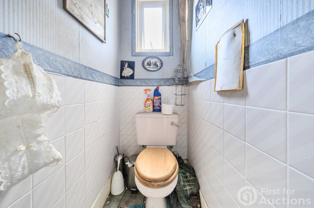 Image 10 of 13