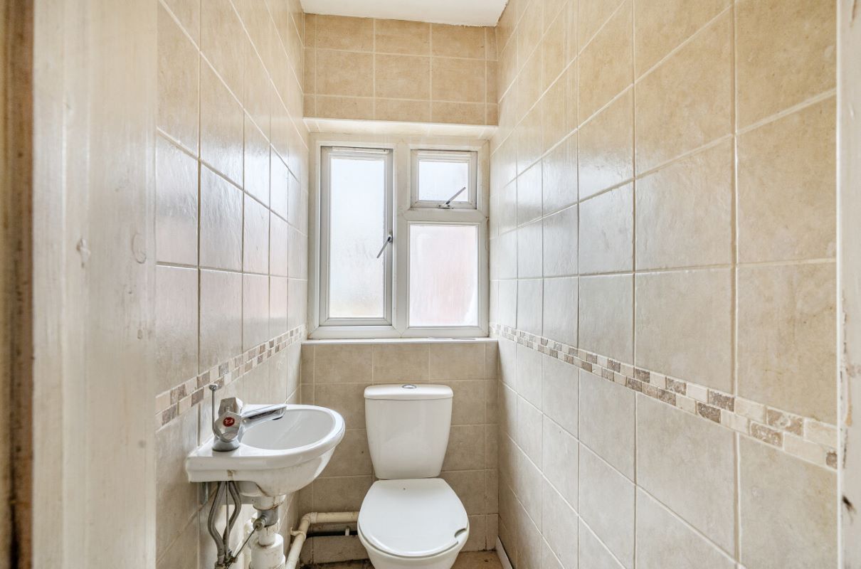 Image 11 of 23