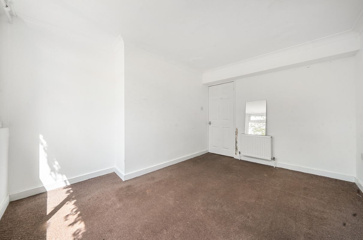 Image 10 of 20