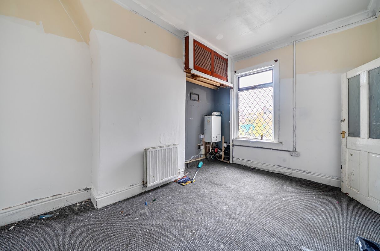 Image 7 of 14