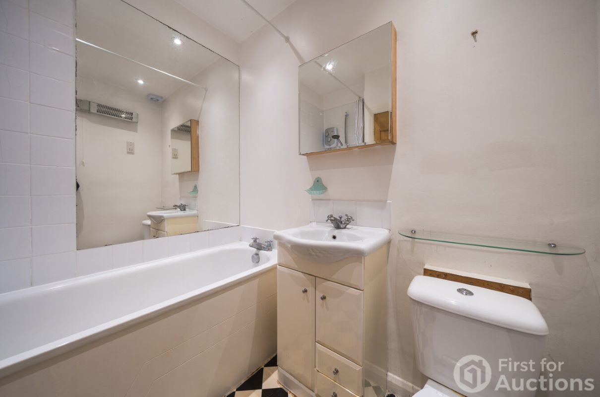 Image 10 of 14