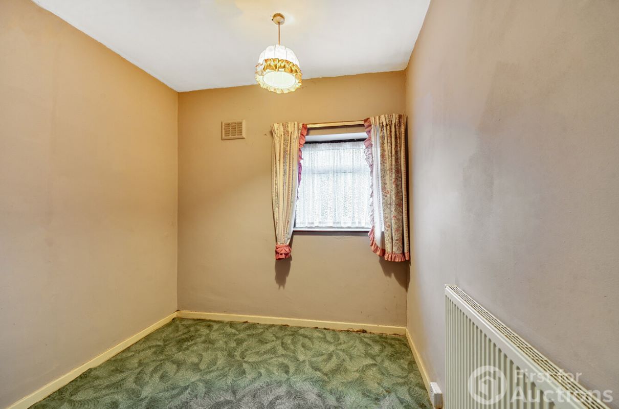 Image 10 of 18
