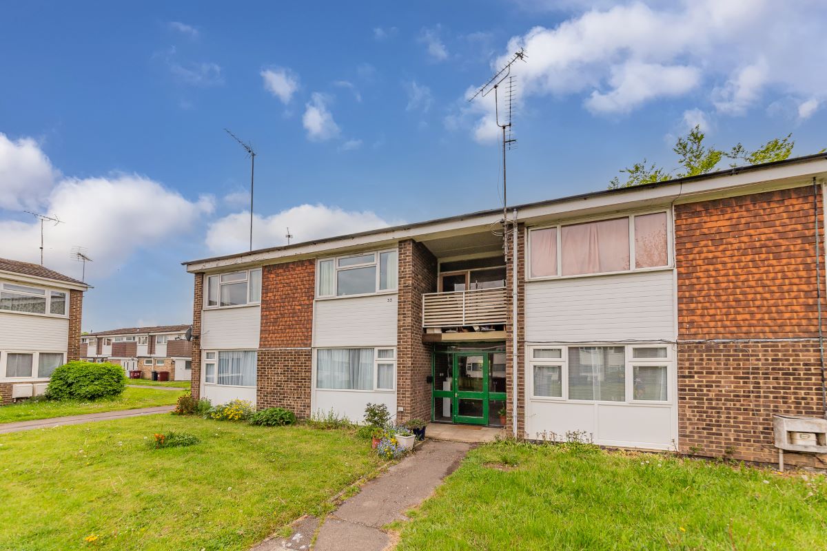 Fulmead Road, Reading, Berkshire, RG30 1JX Online Auctions