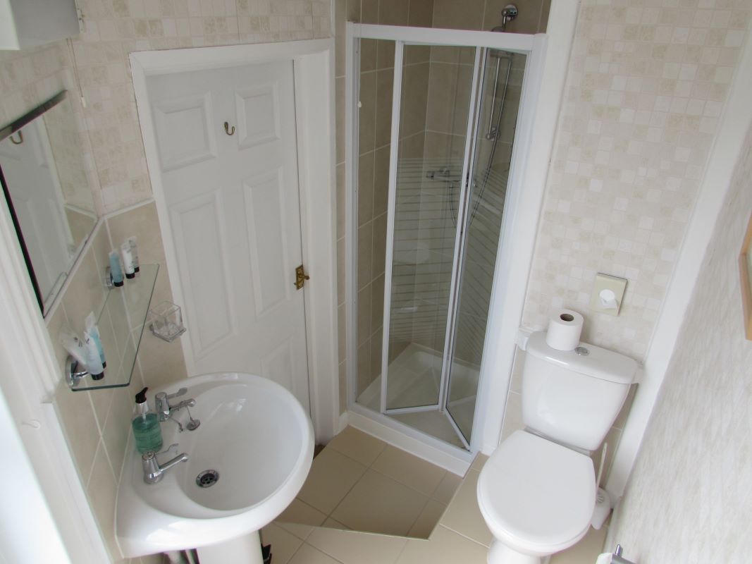 33 St. Andrews Road, Paignton, Devon, TQ4 6HA