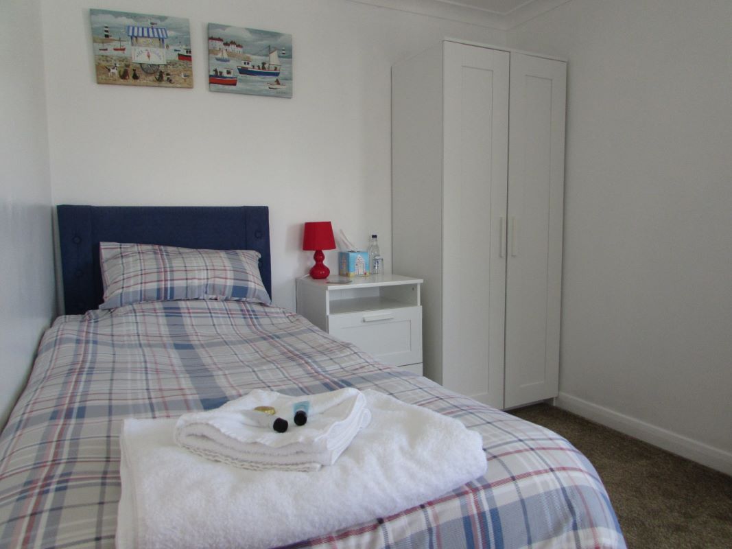 33 St. Andrews Road, Paignton, Devon, TQ4 6HA