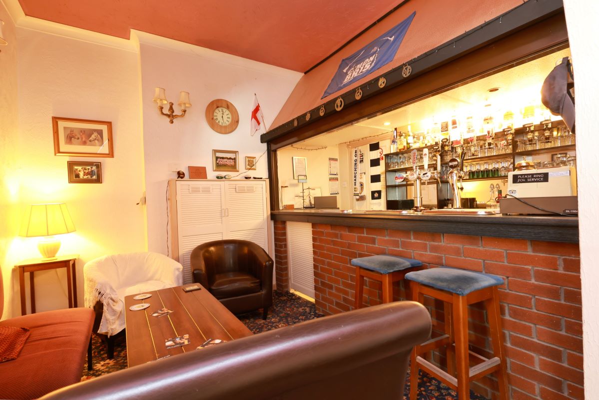 33 St. Andrews Road, Paignton, Devon, TQ4 6HA