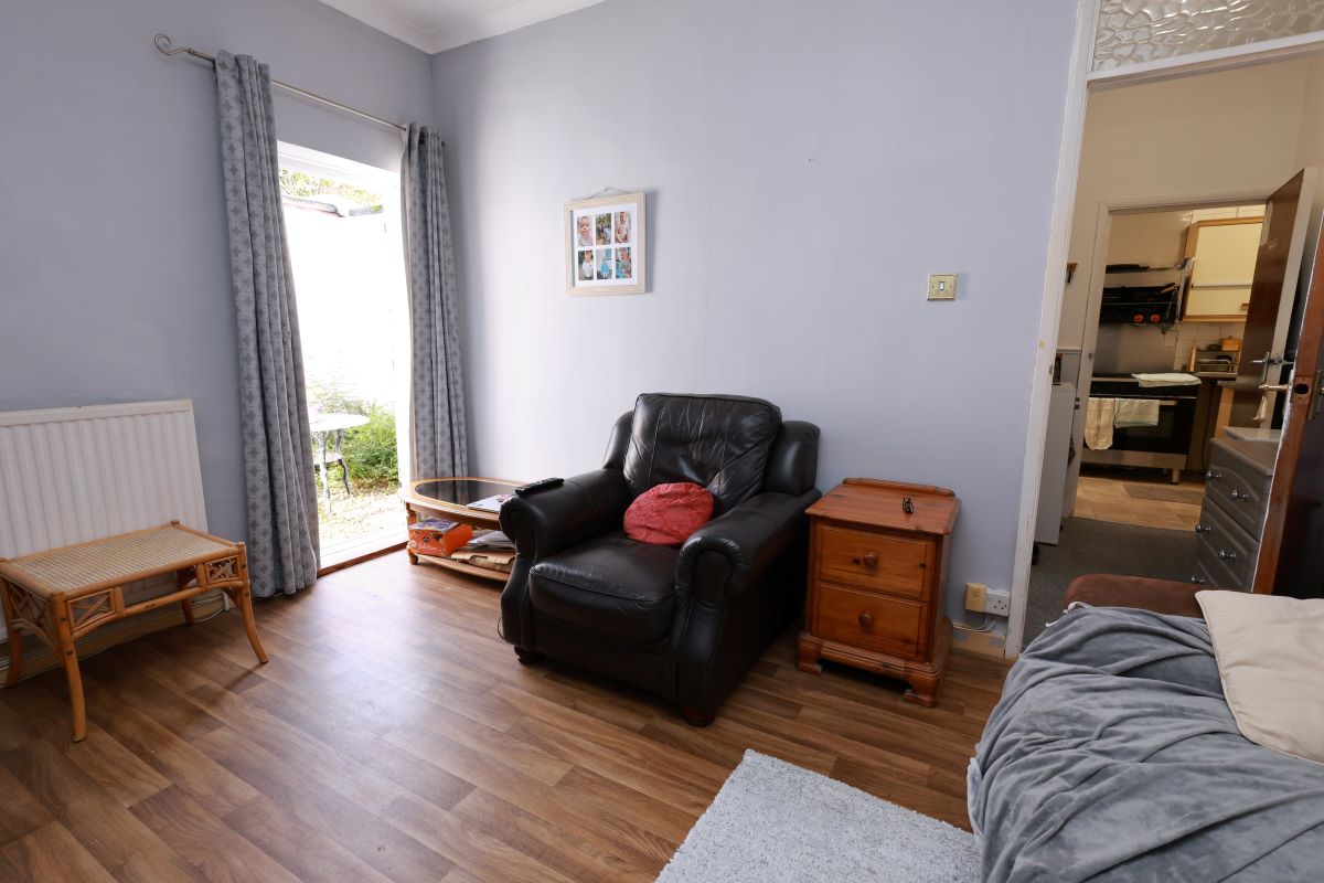 33 St. Andrews Road, Paignton, Devon, TQ4 6HA