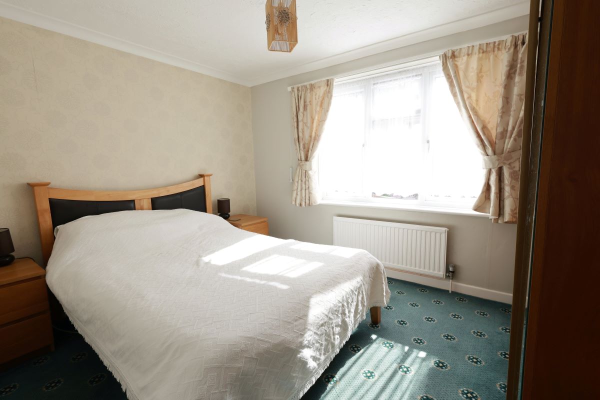 33 St. Andrews Road, Paignton, Devon, TQ4 6HA