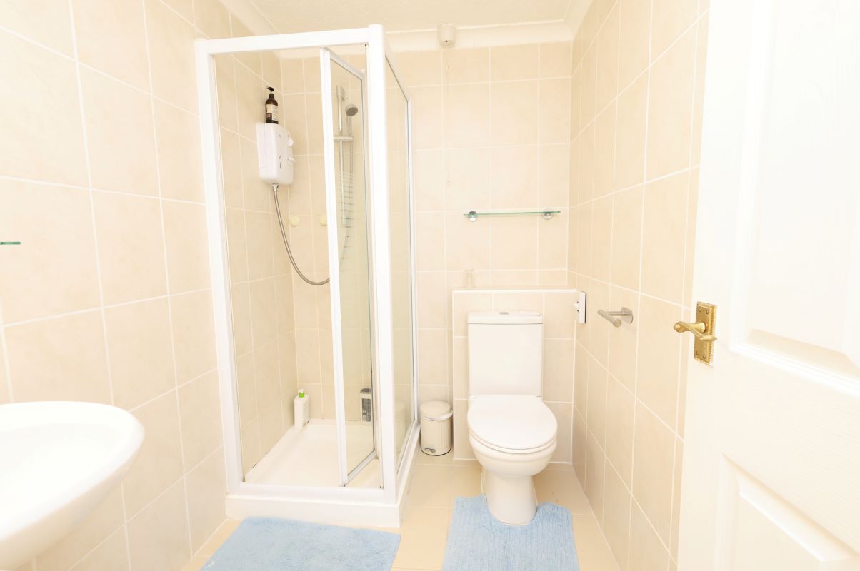 33 St. Andrews Road, Paignton, Devon, TQ4 6HA