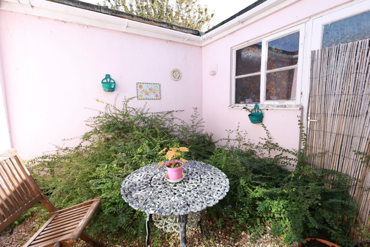 33 St. Andrews Road, Paignton, Devon, TQ4 6HA