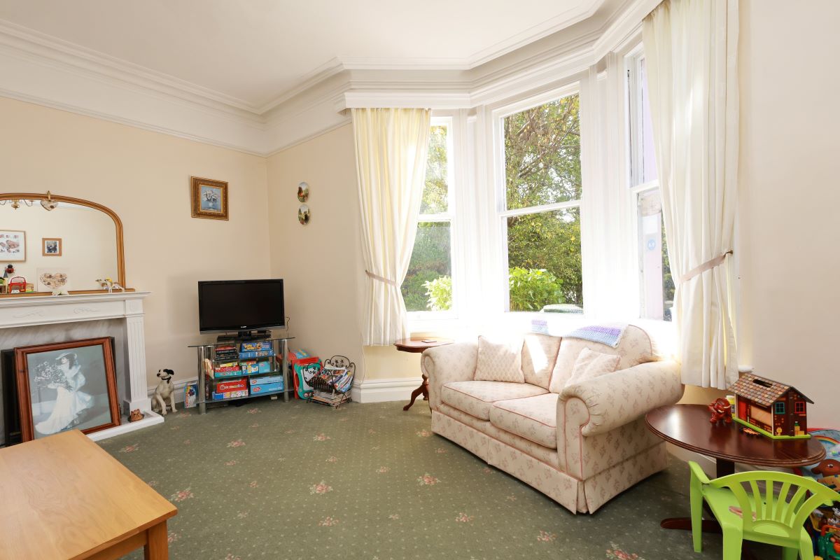 33 St. Andrews Road, Paignton, Devon, TQ4 6HA