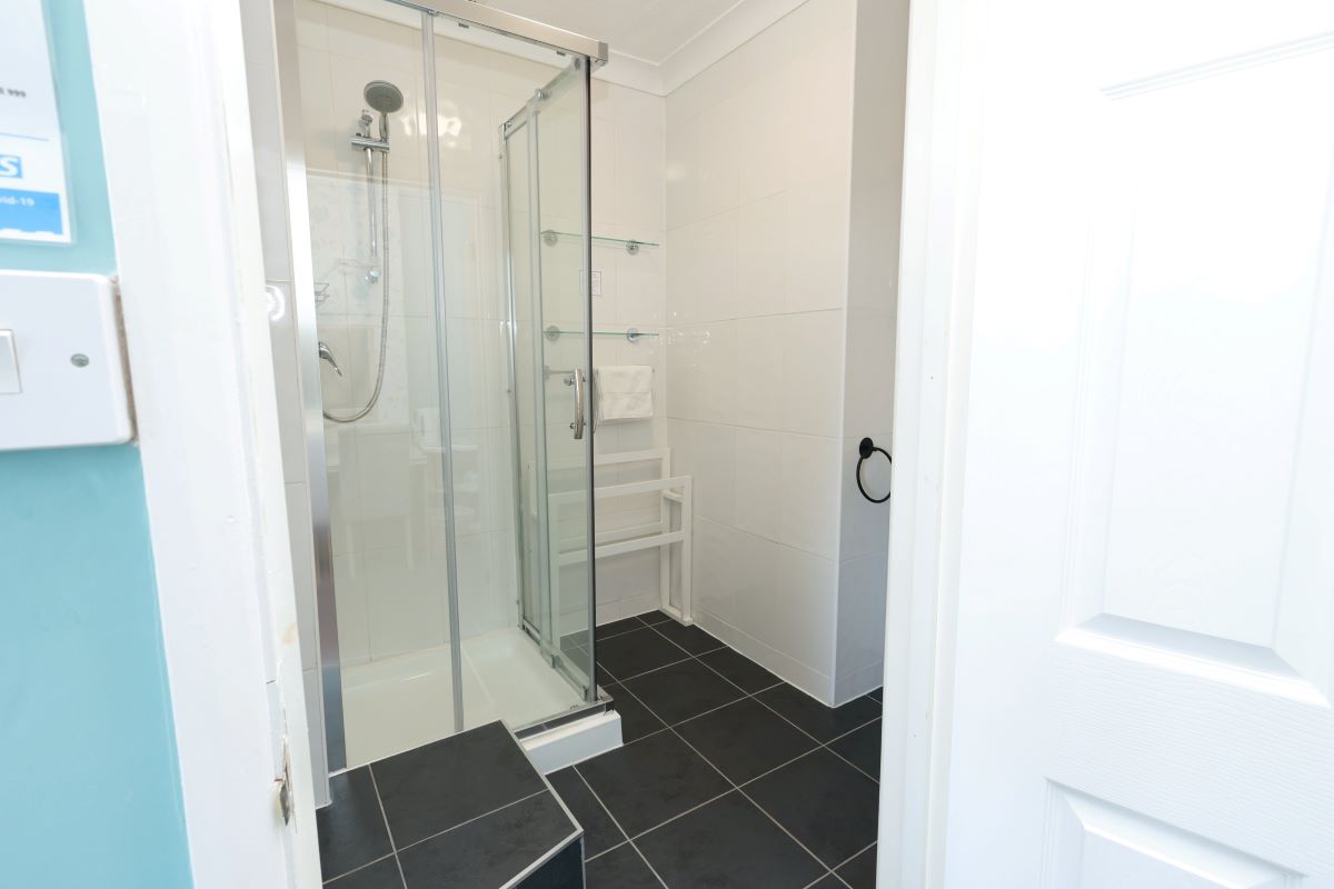 33 St. Andrews Road, Paignton, Devon, TQ4 6HA