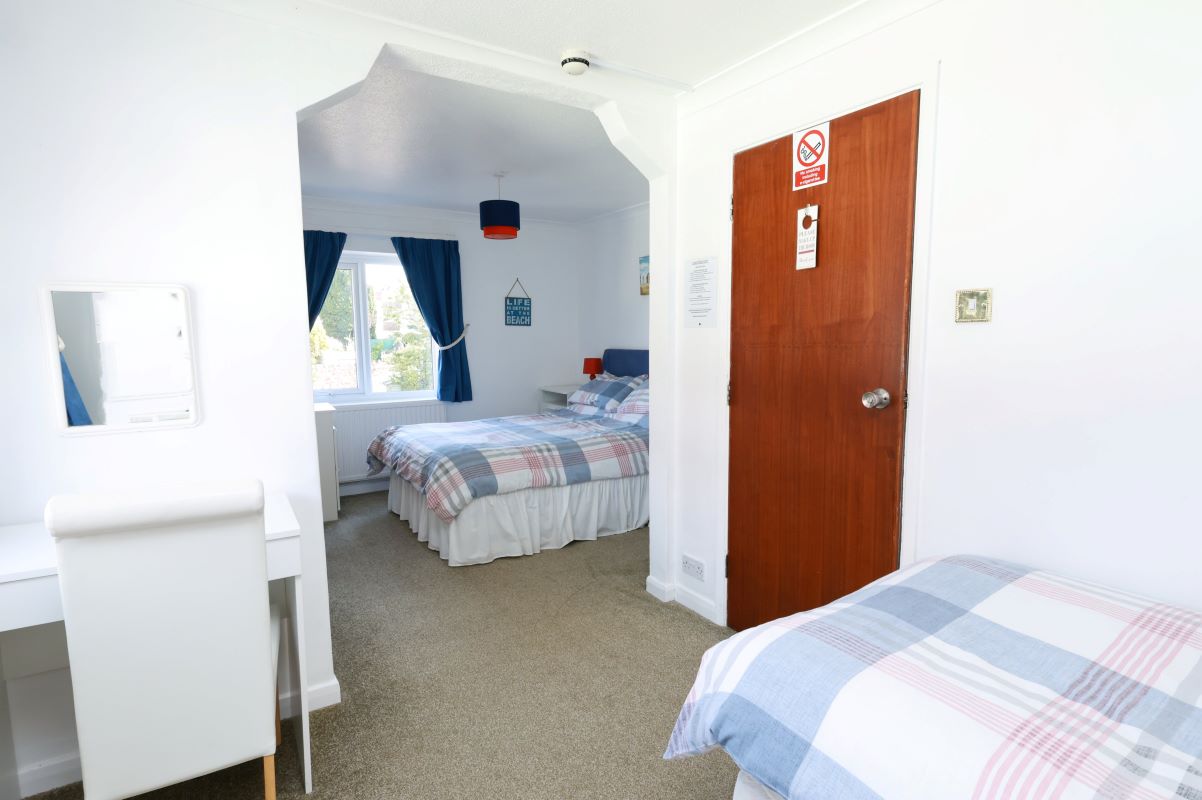 33 St. Andrews Road, Paignton, Devon, TQ4 6HA