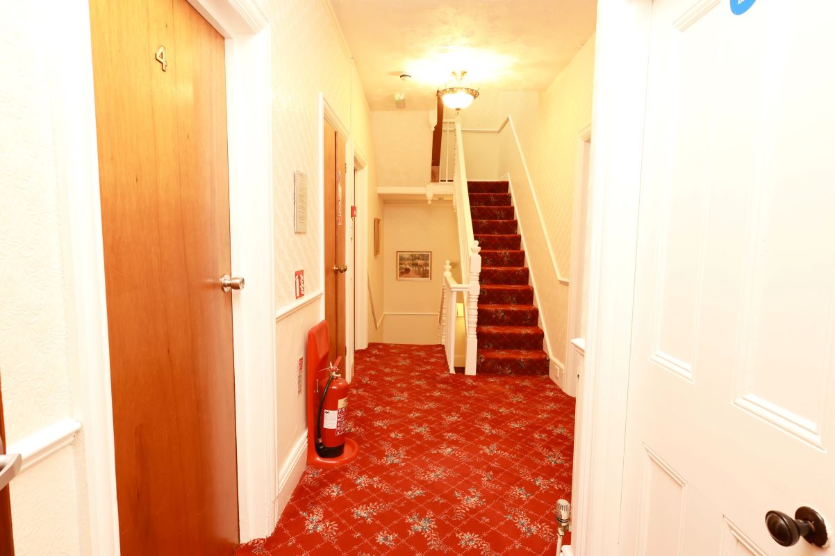 33 St. Andrews Road, Paignton, Devon, TQ4 6HA