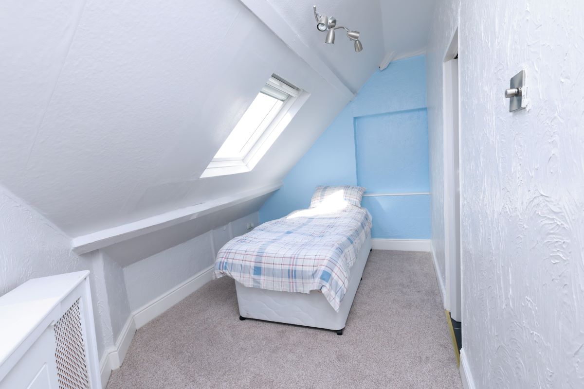 33 St. Andrews Road, Paignton, Devon, TQ4 6HA