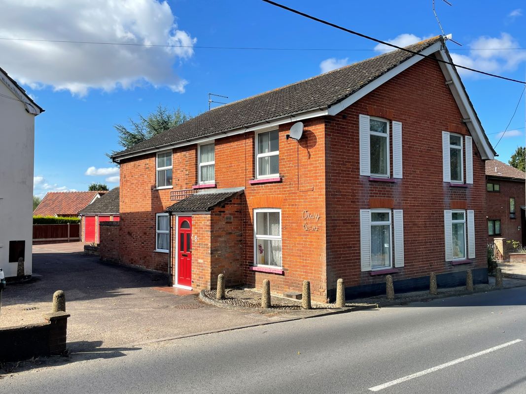 Albany Court, Holton Road, Halesworth, Suffolk, IP19 8HQ