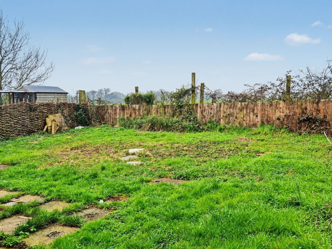 4 Bedfield Road, Earl Soham, Woodbridge, Suffolk, IP13 7SQ