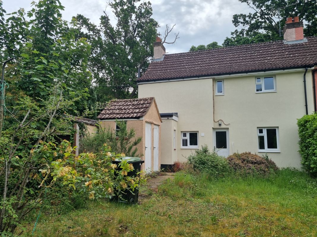 4 Yarmouth Road, Melton, Woodbridge, Suffolk, IP12 1QG