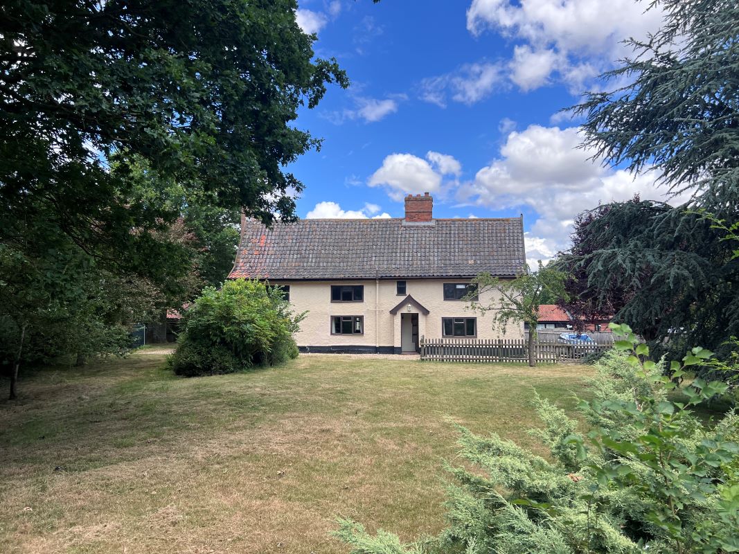 Messuage Farm House, Russells Green, Wilby, Suffolk, IP21 5LX