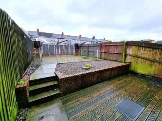 6B Mount Pleasant, Penpedairheol, Hengoed, Mid Glamorgan, CF828BY