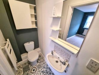 6B Mount Pleasant, Penpedairheol, Hengoed, Mid Glamorgan, CF828BY