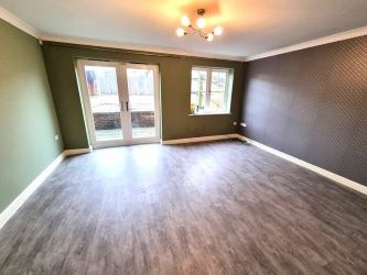 6B Mount Pleasant, Penpedairheol, Hengoed, Mid Glamorgan, CF828BY