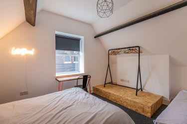 Flat 1 Horse & Groom, Womanby Street, Cardiff, CF101BR