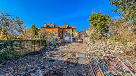 42 Plymouth Road, Penarth, CF643DH