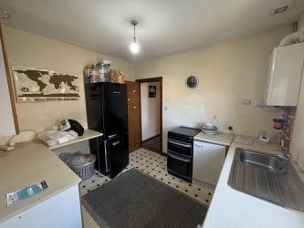 60 Coleshill Terrace, Llanelli, Dyfed, SA153DA