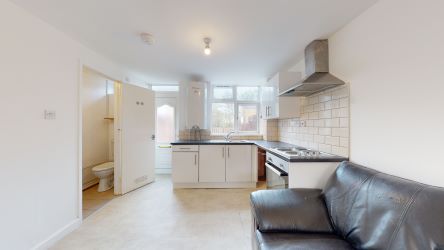 118A Round Wood, Llanedeyrn, Cardiff, CF239PJ