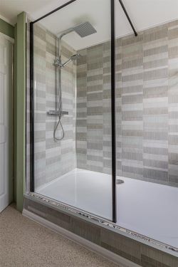 4A Walker Road, Cardiff, CF242EJ