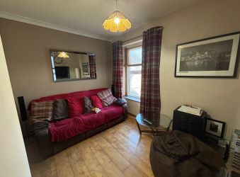 60 Coleshill Terrace, Llanelli, Dyfed, SA153DA