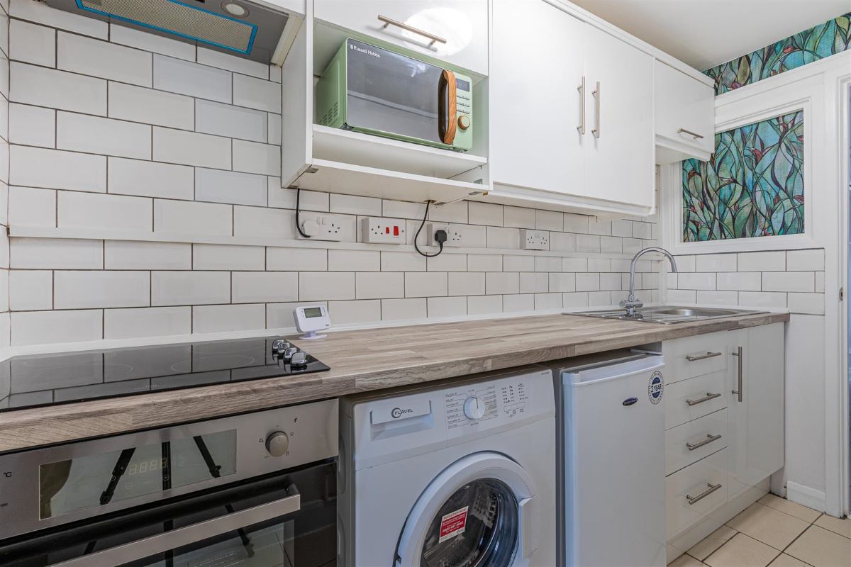 4A Walker Road, Cardiff, CF242EJ