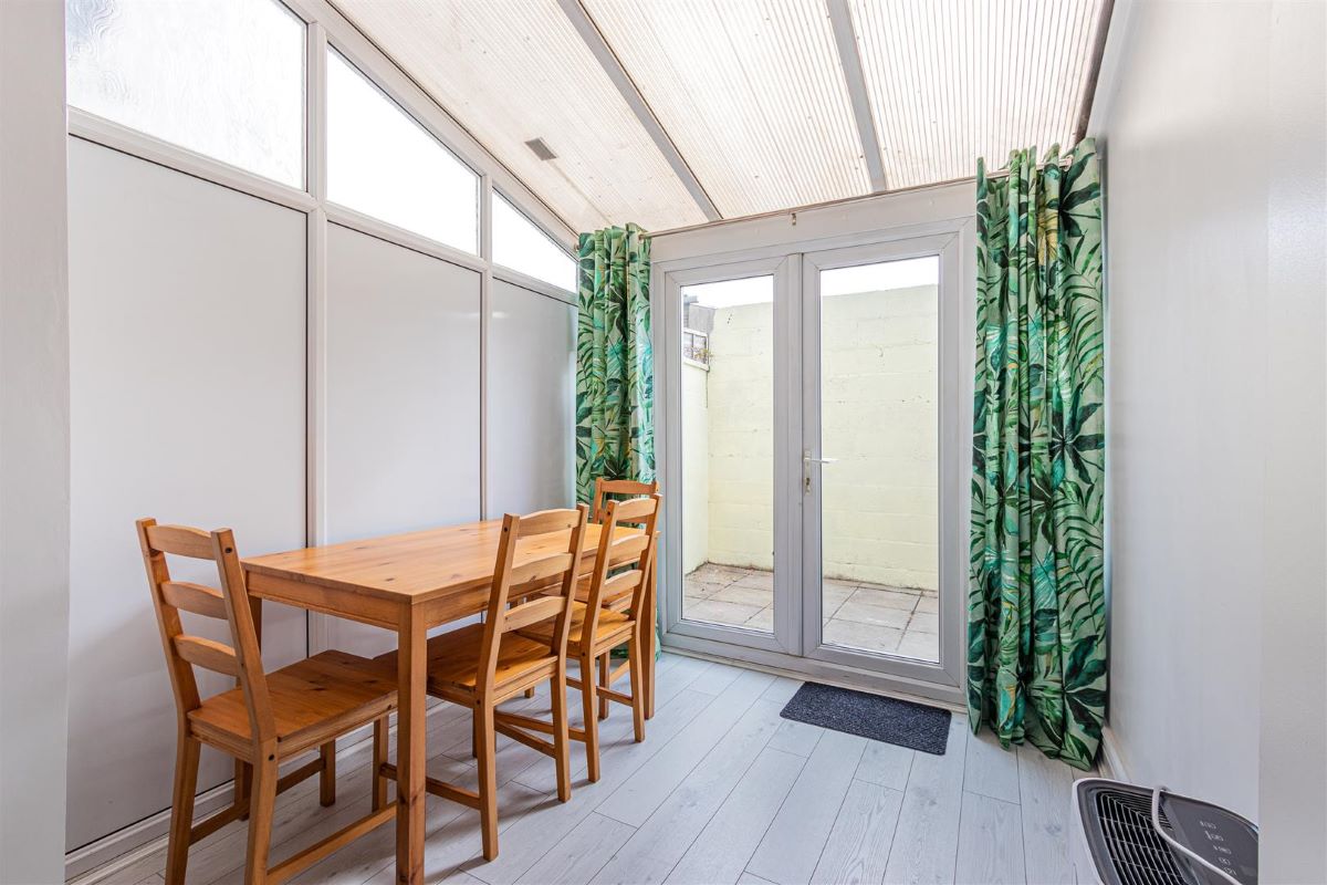 4A Walker Road, Cardiff, CF242EJ