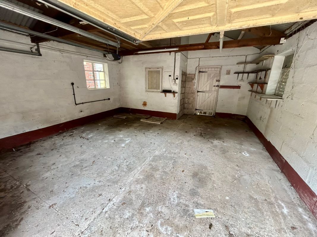 Gatesgarth, Blaenavon Road, Govilon, Abergavenny, NP79PF