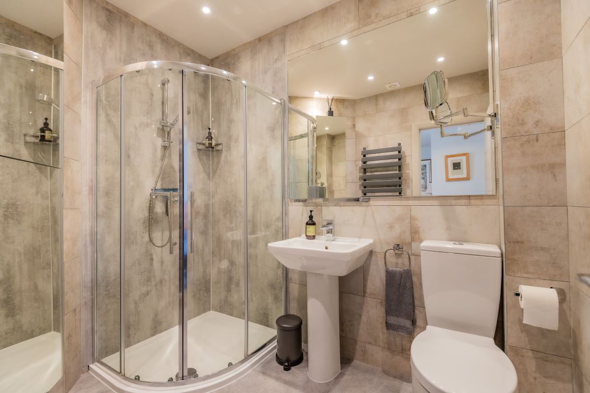 40 Eastgate, Cowbridge, CF717DG