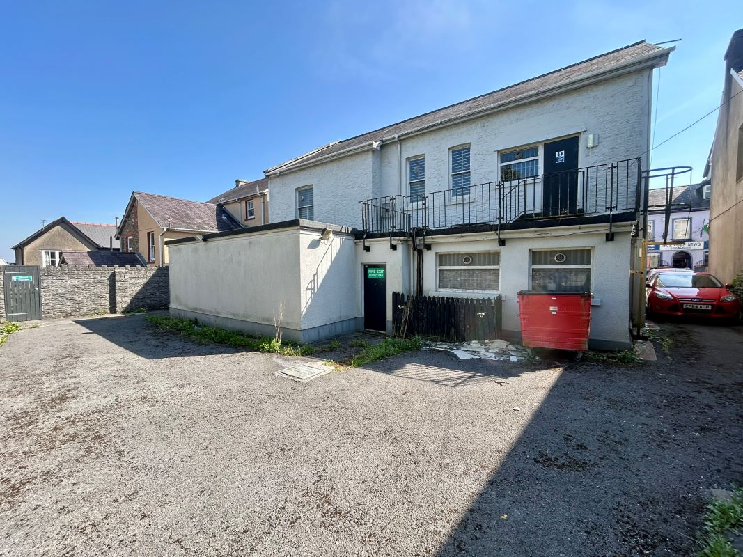 Former Barclays Bank, 46 Rhosmaen Street, Llandeilo, Dyfed, SA196HF